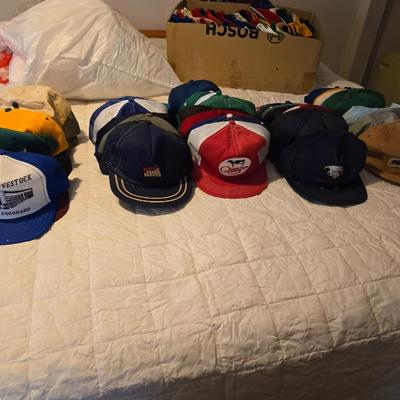 50 Baseball caps / Trucker caps / Hats Most advertising agriculture