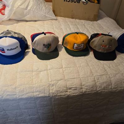 50 Baseball caps / Trucker caps / Hats Most advertising agriculture