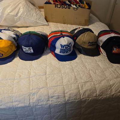 50 Baseball caps / Trucker caps / Hats Most advertising agriculture