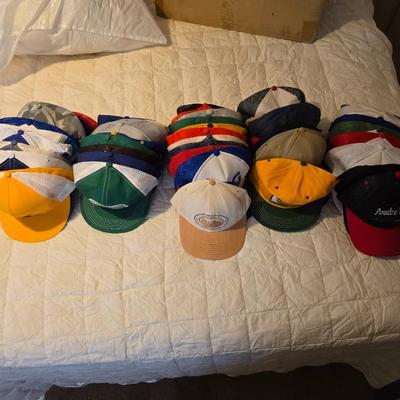 50 Baseball caps / Trucker caps / Hats Most advertising agriculture
