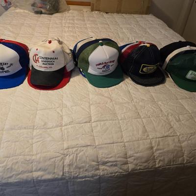 50 Baseball caps / Trucker caps / Hats Most advertising agriculture
