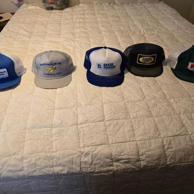 50 Baseball caps / Trucker caps / Hats Most advertising agriculture