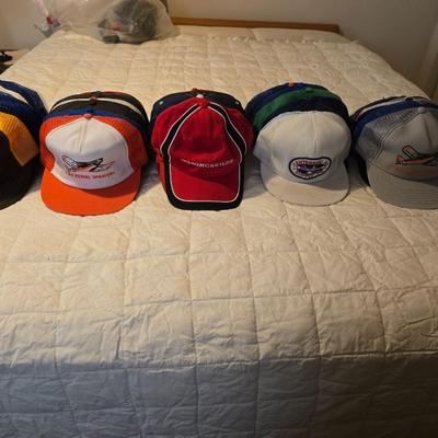 50 Baseball caps / Trucker caps / Hats Most advertising agriculture