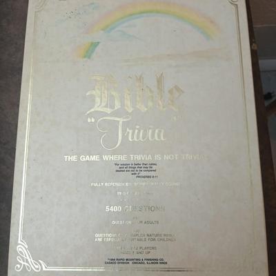 Board games - LIFE - 71 games in one box - Sorry & Bible trivia
