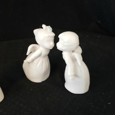 Collection of angels - small tri marked D Buxman - kitting pair marked with an "s"