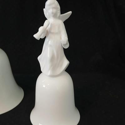 Two porcelain angel bells and a porcelain angel figure - Enesco - 50% Fine bone china -