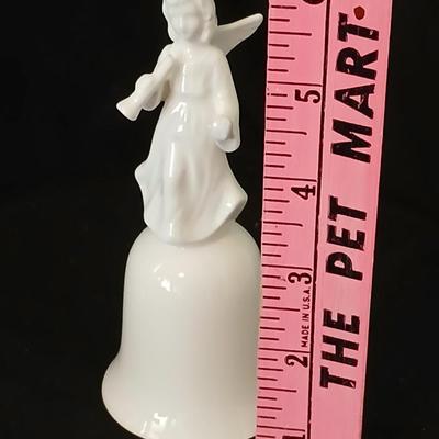 Two porcelain angel bells and a porcelain angel figure - Enesco - 50% Fine bone china -