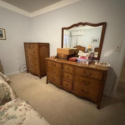 WA Hathaway Maple BR Dressers