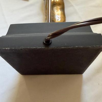 Brass Golfer Table Lamp (BLR-MG)