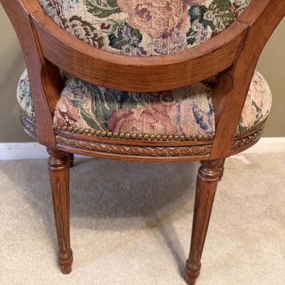 Louis XV Style Chair With Floral Design Fabric (BPR-MG)