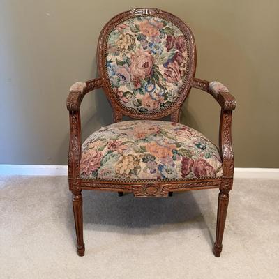 Louis XV Style Chair With Floral Design Fabric (BPR-MG)