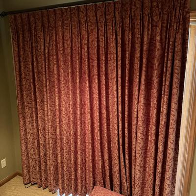 Curtain & Two Matching Pillows (BLR-MG)