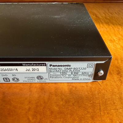 LG 27” TV & Panasonic Blu Ray Player (BGB-MG)