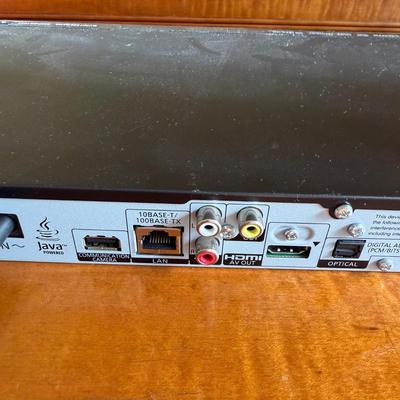 LG 27” TV & Panasonic Blu Ray Player (BGB-MG)