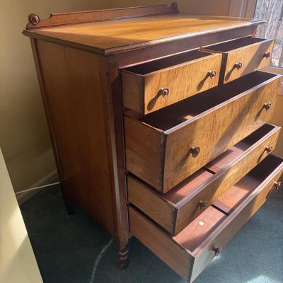 Robert Mitchell Furniture Company Chest Of Drawers (BGB-MG)