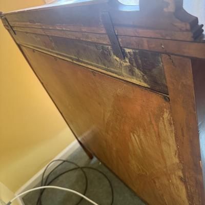 Robert Mitchell Furniture Company Chest Of Drawers (BGB-MG)