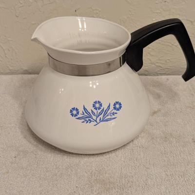 Sale Photo Thumbnail #1126: corning ware blue cornflower 6 cup teapot /coffee pot