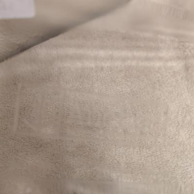 Sale Photo Thumbnail #1140: Anchor Hocking clear baking dish 2 set 8 x 11 x 2.25