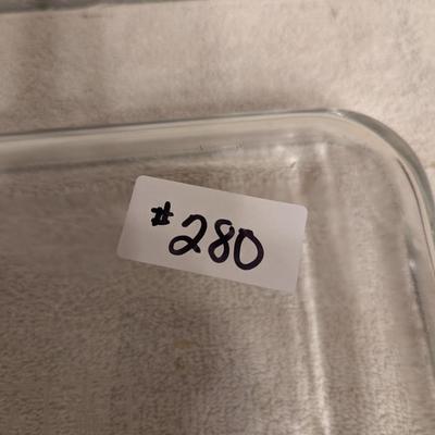Sale Photo Thumbnail #1136: Anchor Hocking clear baking dish 2 set 8 x 11 x 2.25