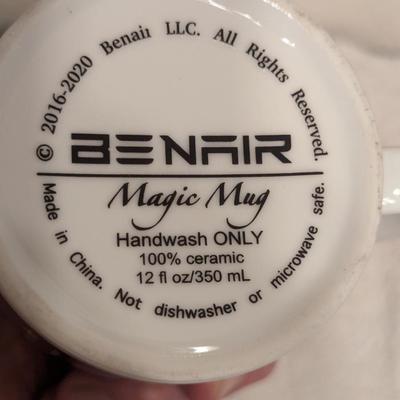 Sale Photo Thumbnail #1160: Star wars set of 3 coffee mugs.