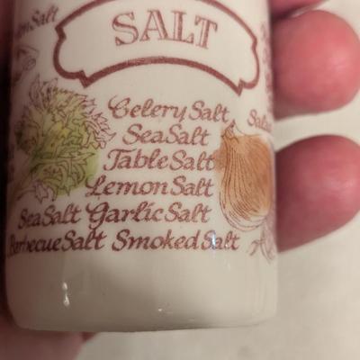 Sale Photo Thumbnail #1169: Avon country salt and pepper shakers