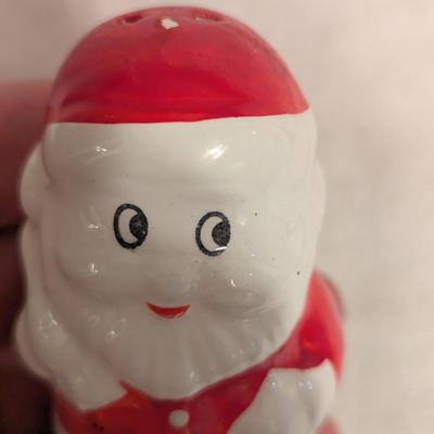 Sale Photo Thumbnail #1179: Santa- salt, packages- pepper
