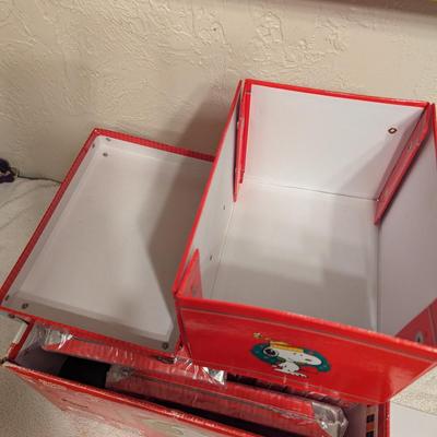 Sale Photo Thumbnail #1199: new in packages, 9 are unfolded, when put together they are 8 x8 x2.75