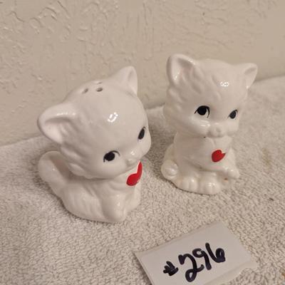 Sale Photo Thumbnail #1230: vintage white kittens salt and pepper shakers with red hearts- MSM