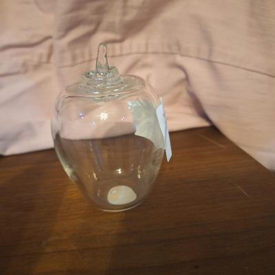 Sale Photo Thumbnail #297: Princess House hand blown apple paperweight