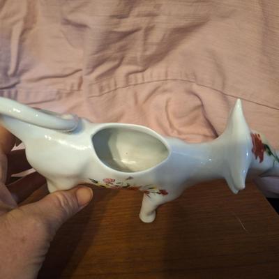 Sale Photo Thumbnail #303: BIA Cordon Blue cow creamer