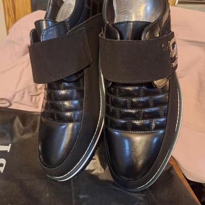 Sale Photo Thumbnail #343: these are labeled with EU size 49 they are new