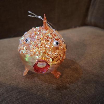Sale Photo Thumbnail #382: hand-blown glass fish ornament