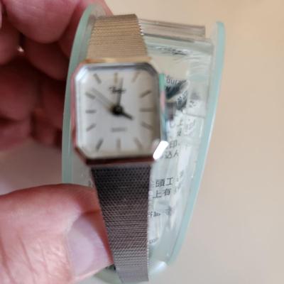 Sale Photo Thumbnail #228: This auction lot is for a Ladies Timex Everyday Watch.  This useful watch has a quartz movement and was made in the Phillipines.  Needs a battery, quite the handsome watch for everyday wear