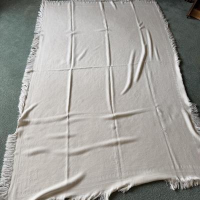 Collection of Tablecloth & Placemats (BGB-MG)