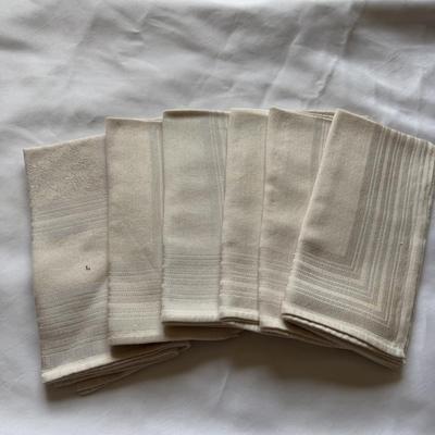 Collection of Tablecloth & Placemats (BGB-MG)