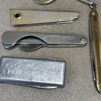 Pocket knives