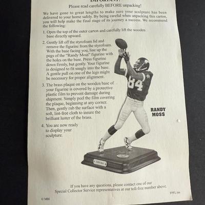 Danbury Mint - Randy Moss Figurine