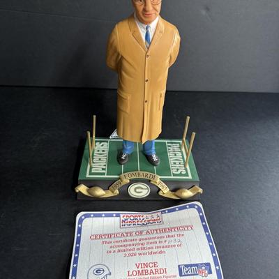 Vince Lombardi Figurine - #1132/3926