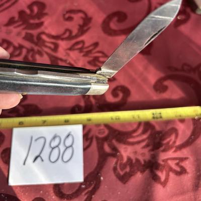 Vintage Camillus Pocket Knife