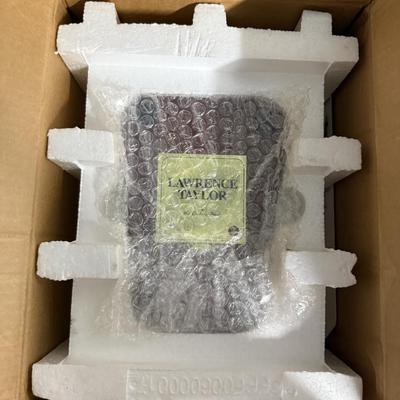 Danbury Mint - Lawrence Taylor Figurine