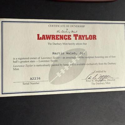 Danbury Mint - Lawrence Taylor Figurine