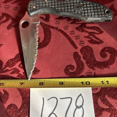 Spyderco Stainless Knife