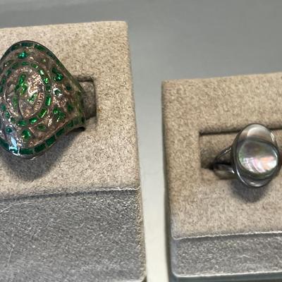 4 vintage rings