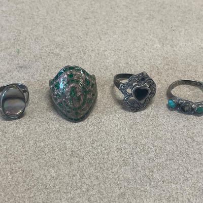 4 vintage rings
