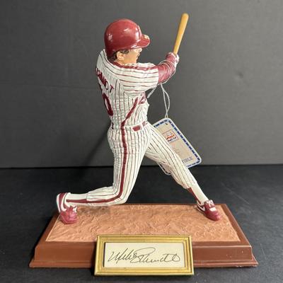 Mike Schmidt Autographed Figurine #432/975