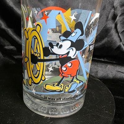 Disney 100 Years of Magic – “Share a Dream Come True” Collector Glass – Mickey Mouse, Donald, Pluto, Snow White, Dopey, and Parade Scenes...
