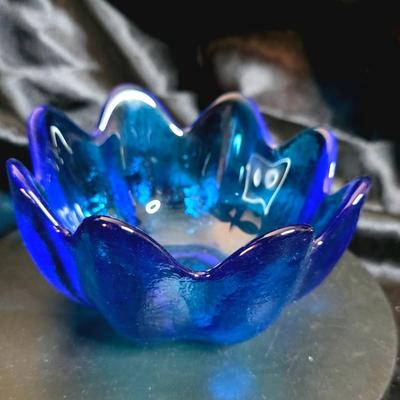 Vintage Turquoise Blue Glass Petal Bowl - Scalloped Rim Flower Design