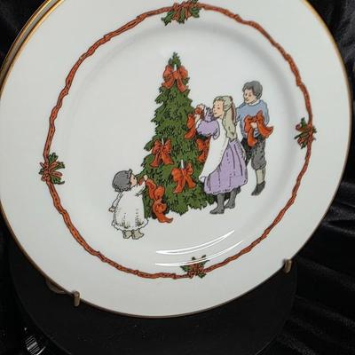 Fitz & Floyd “Deck the Halls” – Set of 2 Christmas Tree Trimming Salad Plates (c. 1982, Japan, Gold Rim)