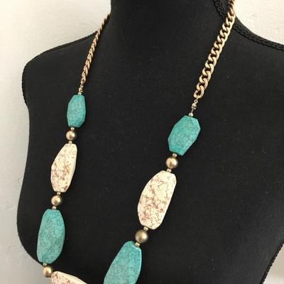 Beautiful, gold, toned, faux, stone statement, necklace