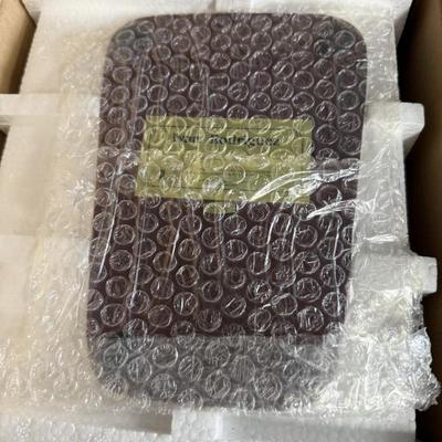 Danbury Mint - Ivan Rodriguez Figurine